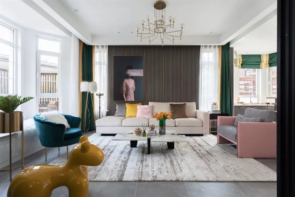 佛山市保利閱江臺輕奢風格別墅裝修案例