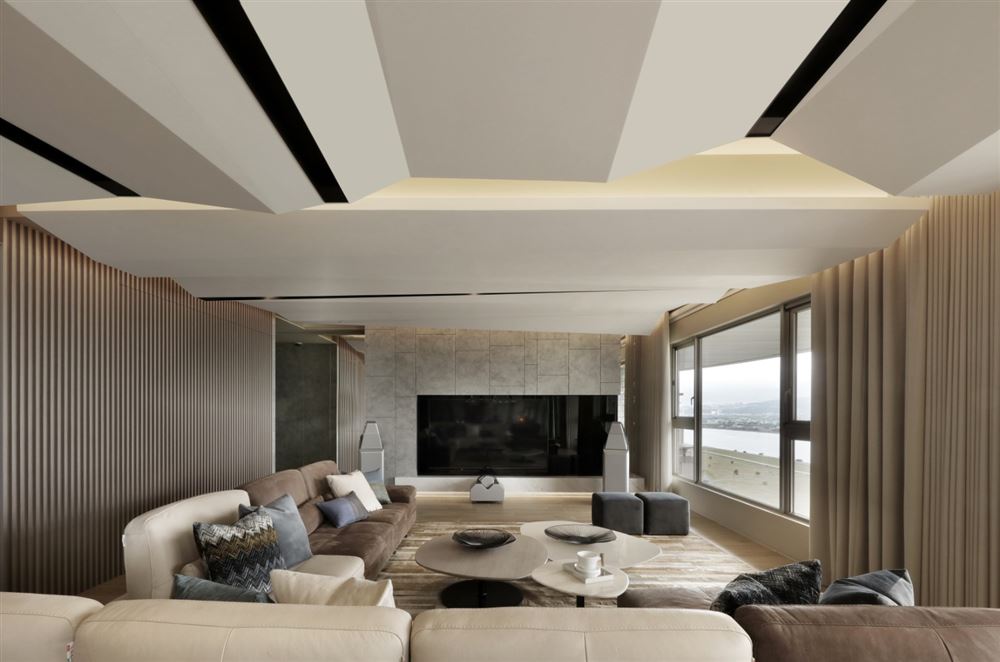 廣州市星河灣半島現(xiàn)代簡約風格四居室裝修案例